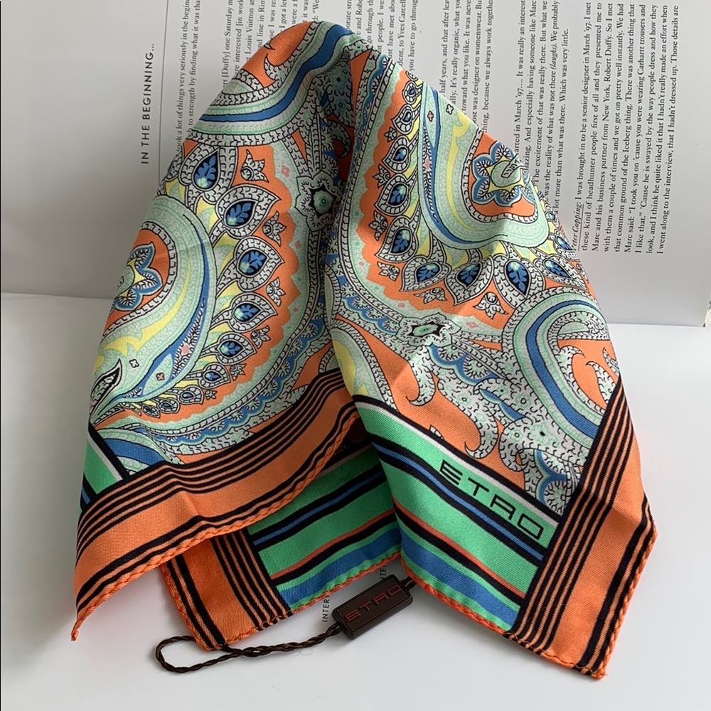 🔥🔥🔥 ETRO ITALY 100% SILK POCKET SQUARE/ HANDKERCHIEF 🔥🔥🔥